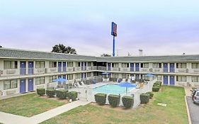 Motel 6 San Marcos Tx